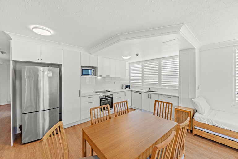 Dining Room 6