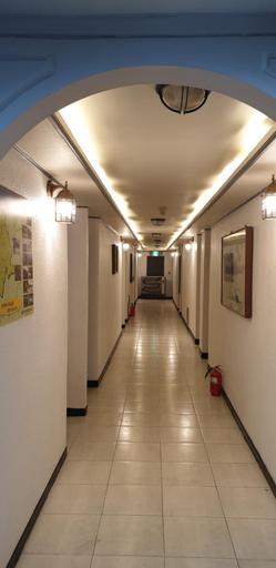 Others 5, Bandal Book & Stay, Sokcho