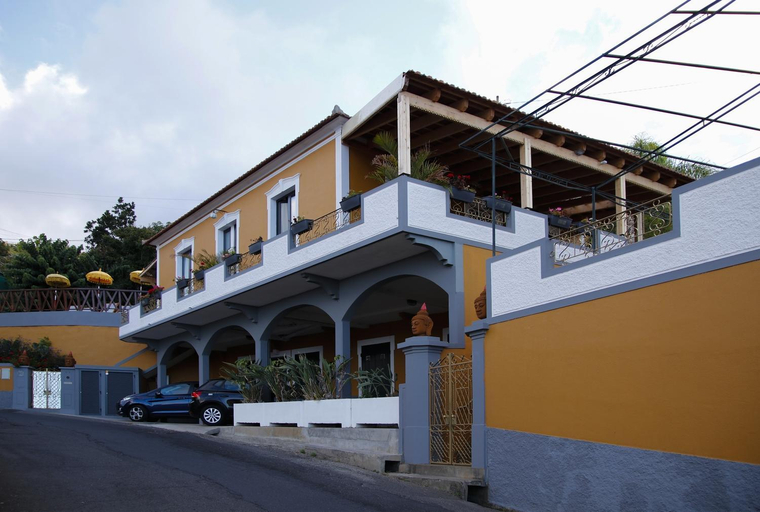 Others 4, Dazk Golden Estate, Ribeira Brava