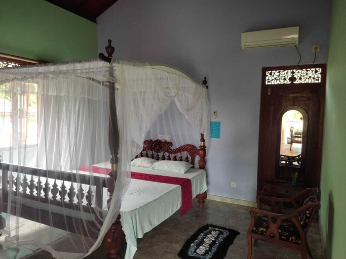 Bedroom 3, Utopia villa, Hikkaduwa