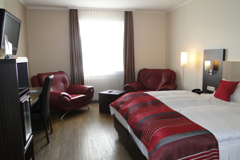 Bedroom 3, Motel RL, Bad Kissingen