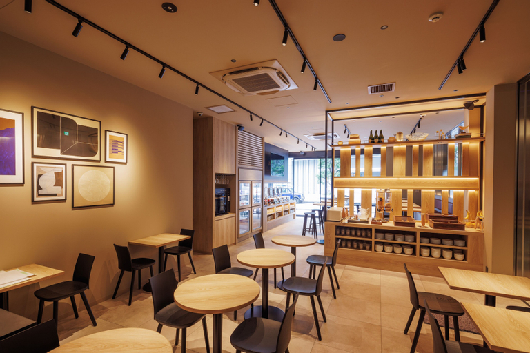 Food & Drinks 29