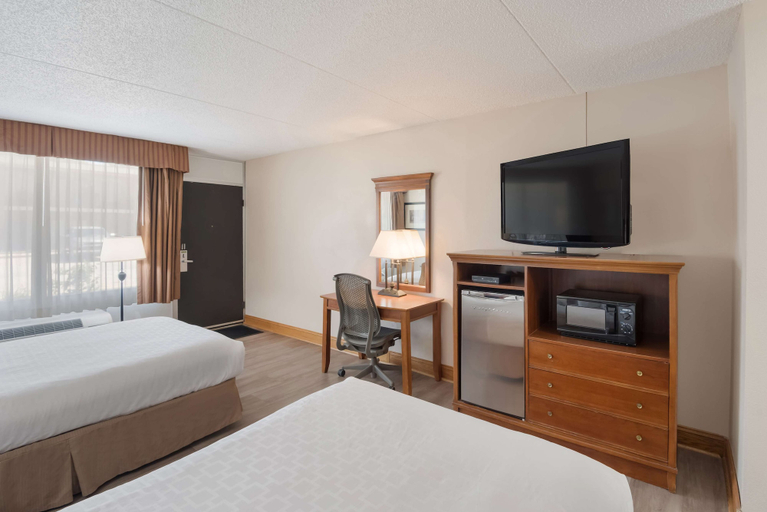 Bedroom 3, Best Western Inn, Elkhart