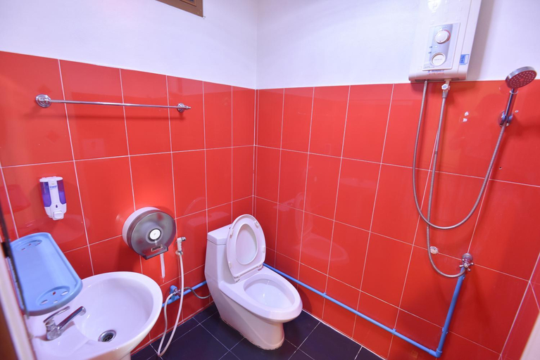 Bathroom 3, P.U. Inn Resort, Phra Nakhon Si Ayutthaya