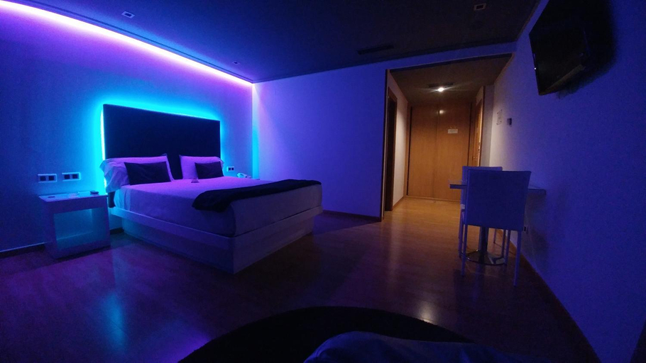 Bedroom 2, Motel Trebol, Pontevedra