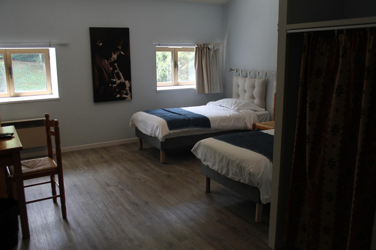 Bedroom 2, Hotel Restaurant Le Saint Clement, Rhône