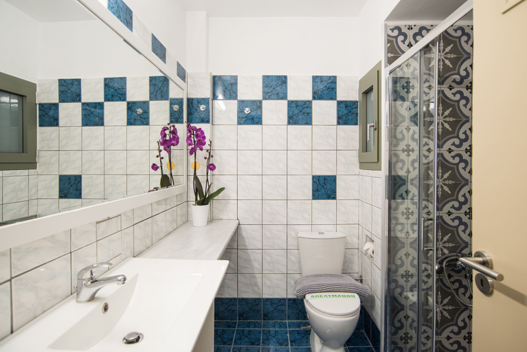 Bathroom 5, V Hotel Delphi, Central Greece