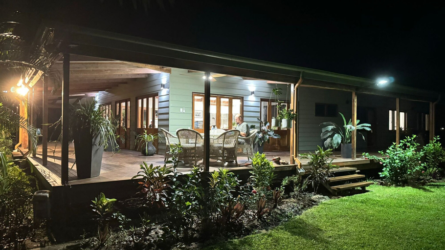 Exterior & Views, Paperbark Retreat, Cook