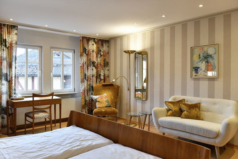 Bedroom 4, Romantik Hotel Markusturm, Ansbach