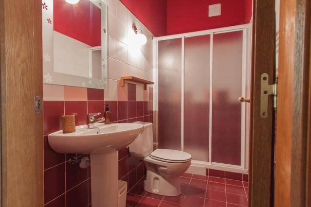 Bathroom 2, Ekolanda, Navarra