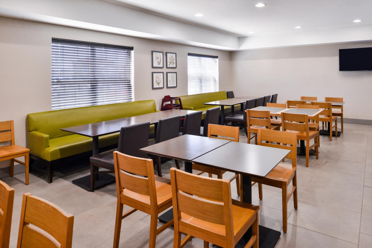 Food & Drinks 5, Country Inn & Suites by Radisson, Tinley Park, IL, Will