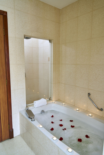 Bathroom 4, Hotel Cityzen Guayaquil, Guayaquil