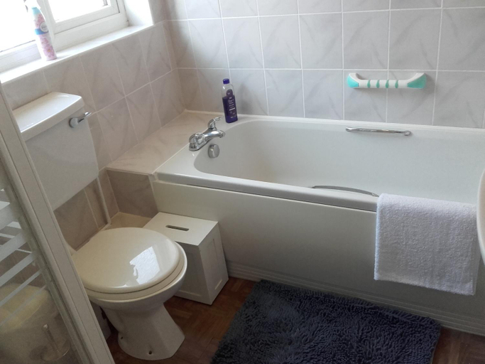 Bathroom, Clumber House Hotel, Lincolnshire