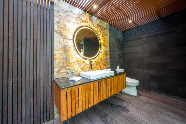 Bathroom 4, Surya Kembar Luxury Villas, Gianyar