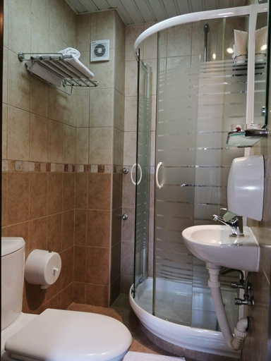 Bathroom 4, Hotel Pelikan Virpazar