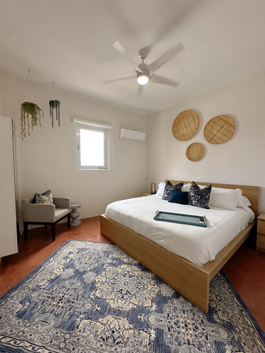 Bedroom 2, Don Charlie Building