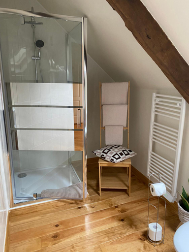 Bathroom 5, La Vieille Boulangerie, Côtes-d'Armor