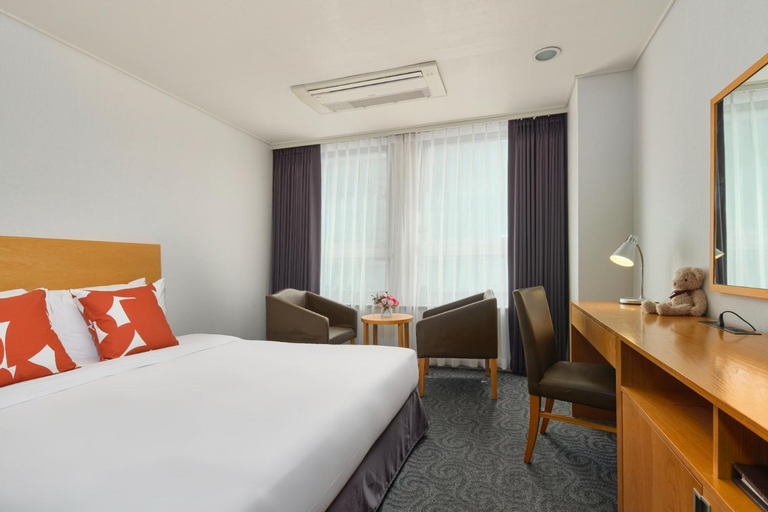 Bedroom 10