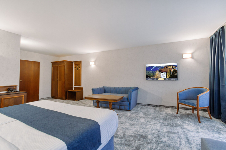 Bedroom 4, MPM Sport Hotel, Bansko