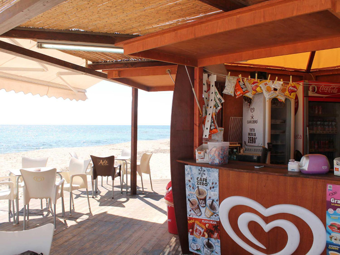 Food & Drinks 2, Camping Cala d'Ostia, Cagliari