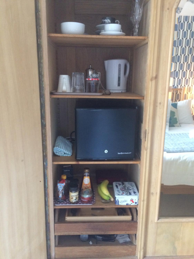 Bedroom 2, No 12, Devon