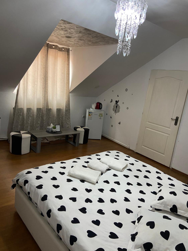 Others 2, Unser Haus, Sibiu
