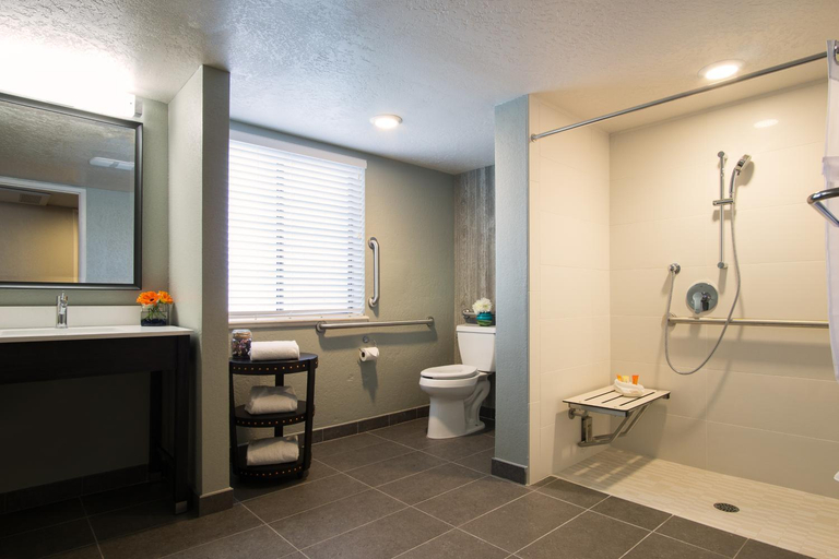 Bathroom 5, Hotel Azure, El Dorado