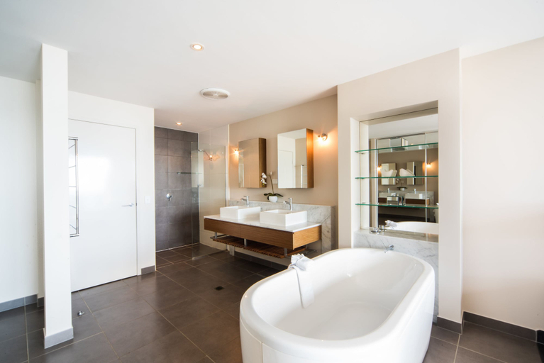 Bathroom 3, Whitsunday Reflections Apartments, Whitsunday