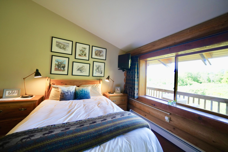 Bedroom 2, Flat Fish Lodge B&B, Kenai Peninsula