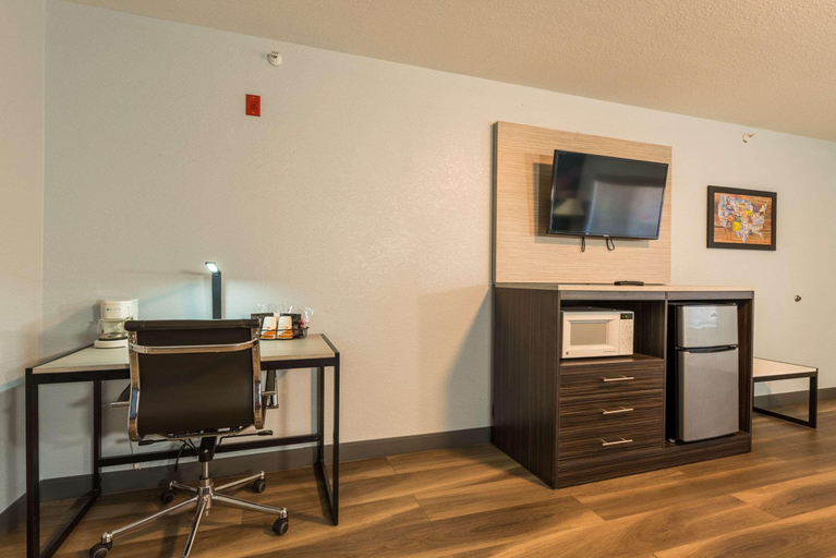 Bedroom 3, Quality Inn & Suites Manitou Springs At Pikes Peak, El Paso
