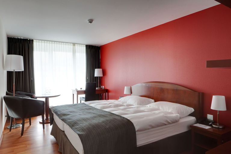 Bedroom 4, Hôtel Rallye & Entrées aux Bains de la Gruyère, La Gruyère