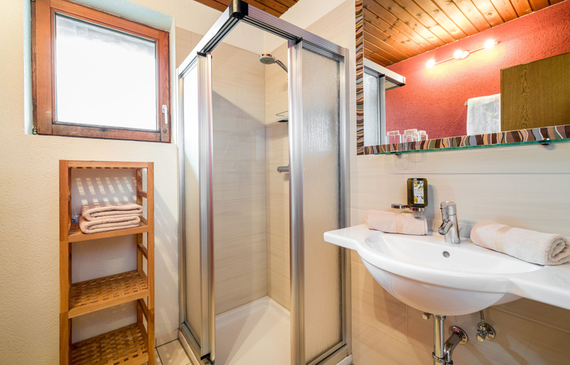 Bathroom 3, Apartments Tannheim, Reutte