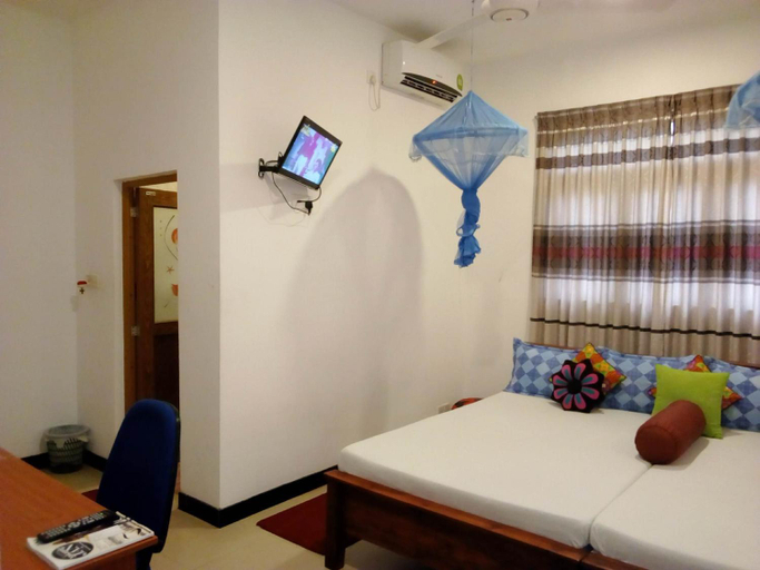 Bedroom 3, Miheen Hotel and Resort, Mihinthale
