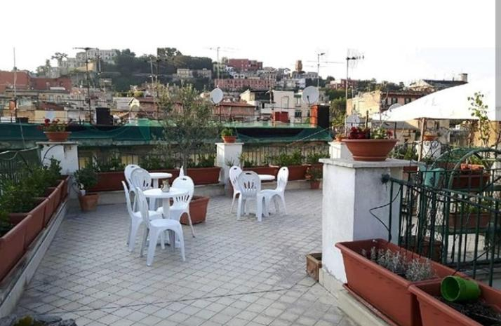 Others 5, Vesuviane 'E Belle 'Mbriane B&B, Napoli