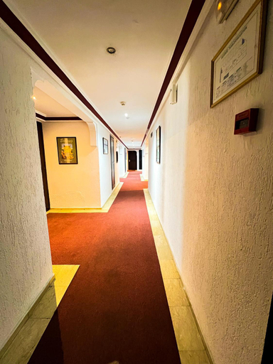 Others 5, Prince de Paris, Casablanca