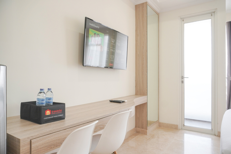 Bedroom 4, Strategic and Comfy Studio Menteng Park Apartment By Travelio, Central Jakarta