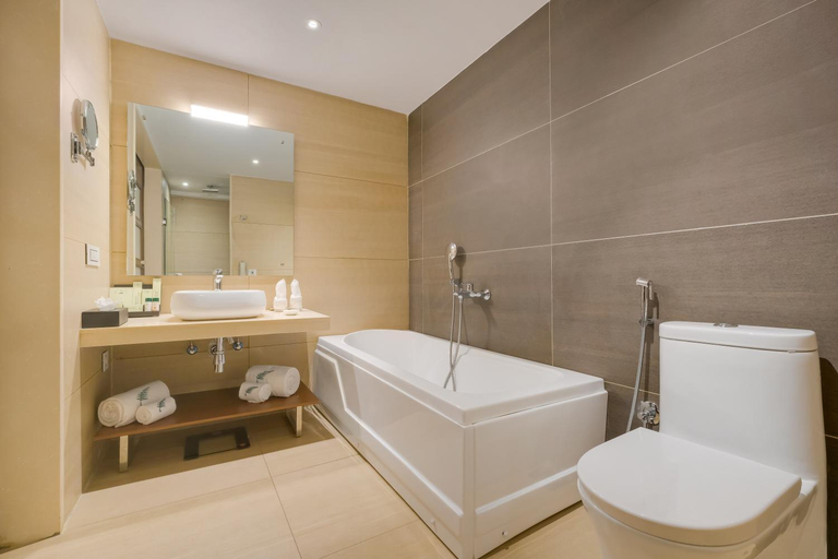 Bathroom 5, The Fern Lonavala, Pune