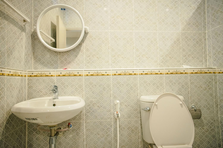 Bathroom 3, Lullaby Residence by Smarnbook, Phayakkhaphum Phisai