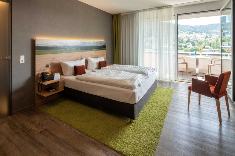 Bedroom 2, Hotel Schlossberg Wehingen, Tuttlingen