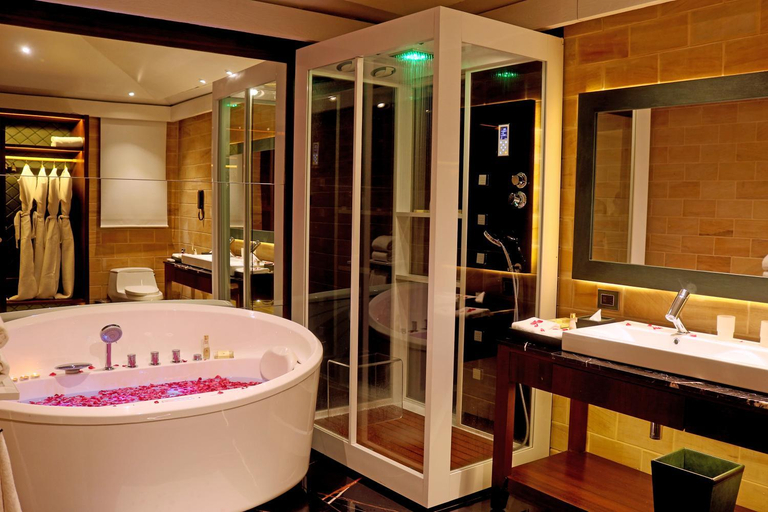 Bathroom 4, DATA Resort, Pune
