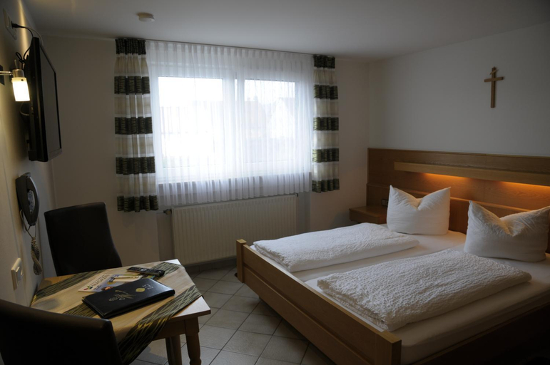 Bedroom 3, Gasthof Zur Krone, Ansbach