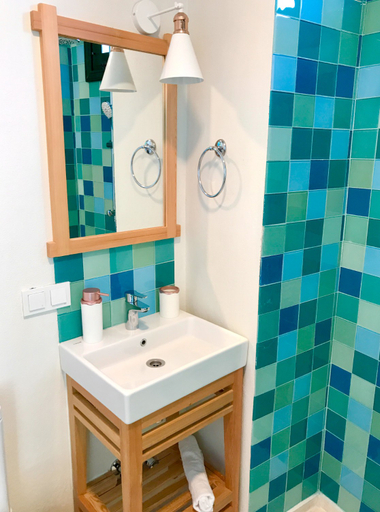 Bathroom 4, Ayvalik Rebetiko Otel, Ayvalık
