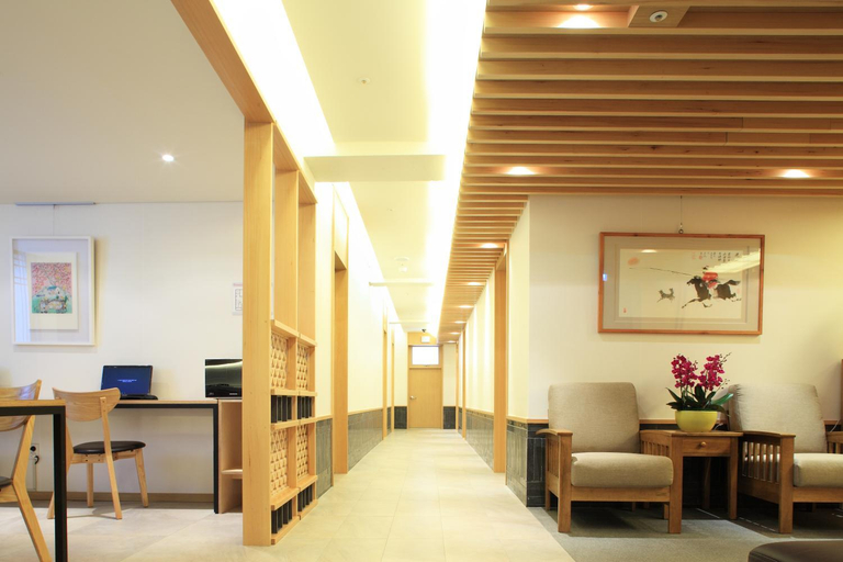 Public Area 3, Dream House, Mapo