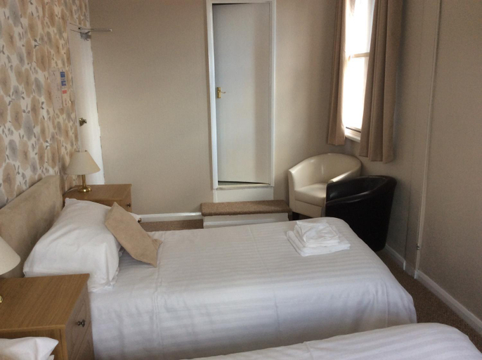 Bedroom 2, The Avenue Hotel, Lincolnshire
