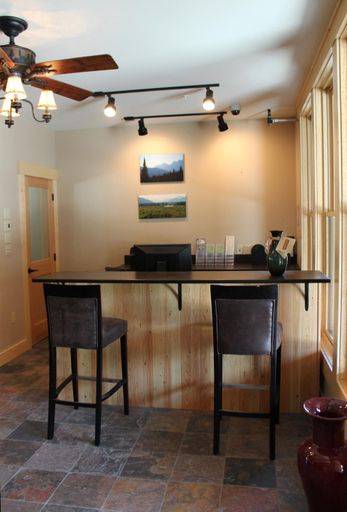 Public Area, Twisp River Suites, Okanogan