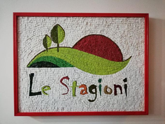 Others 5, Le Stagioni, Cosenza
