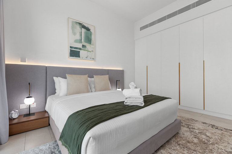 Bedroom 3, Maison Privee - Upscale Apt w/ Open Sea and Bluewaters Vws in JBR, Dubai