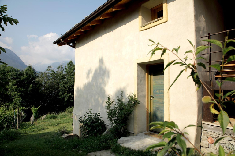 Others 2, La casa di paglia B&B, Aosta