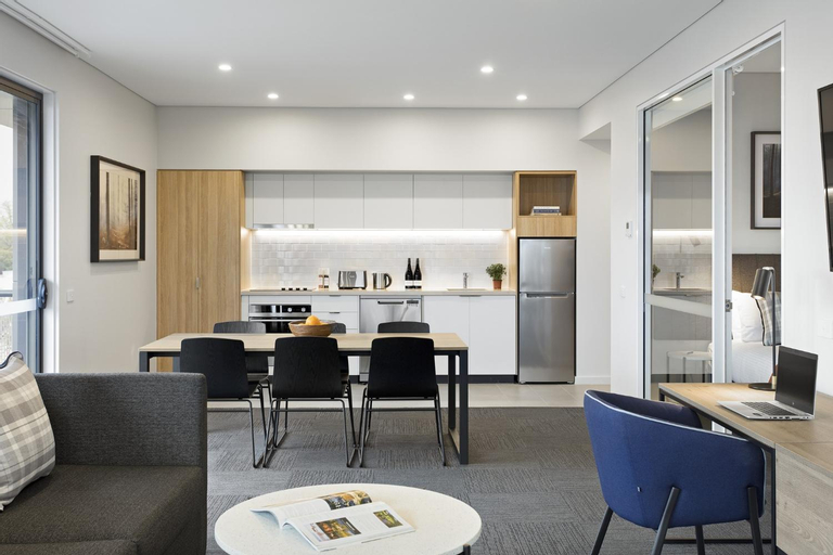 Dining Room 25