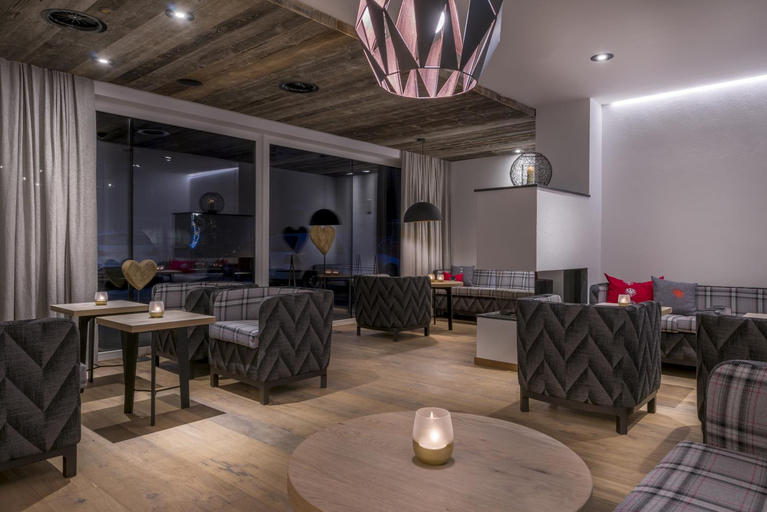 Public Area, Heart Hotel Grischuna, Landeck